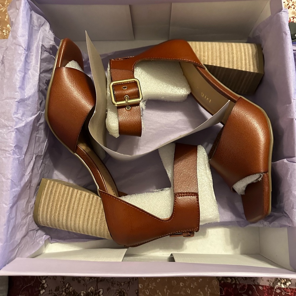 NWOT Madden Girl Heels